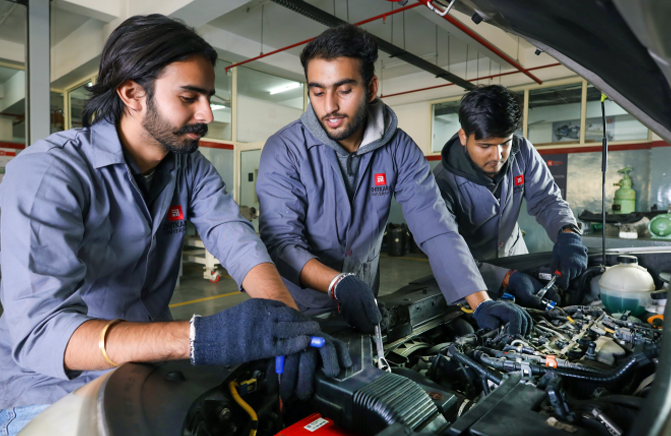 Short-Term Courses by bhavyagyan