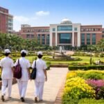 How to Choose the Right Nursing College After Qualifying